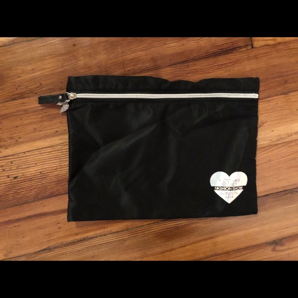 Victoria’s Secret tote & makeup bag! - Picture 3 of 3
